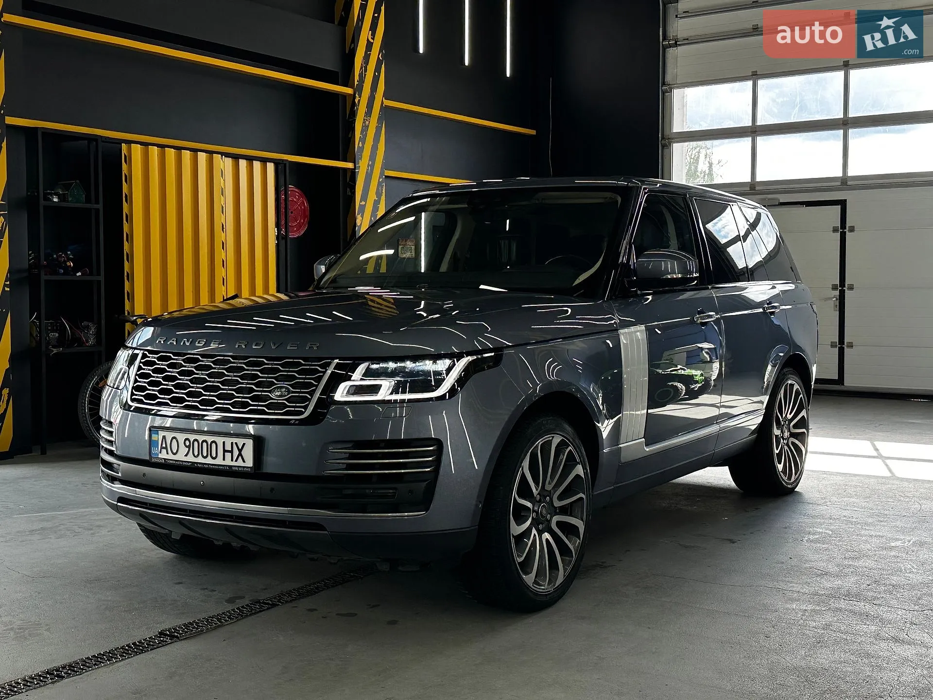 2018 Land Rover Range Rover - мініатюра 3