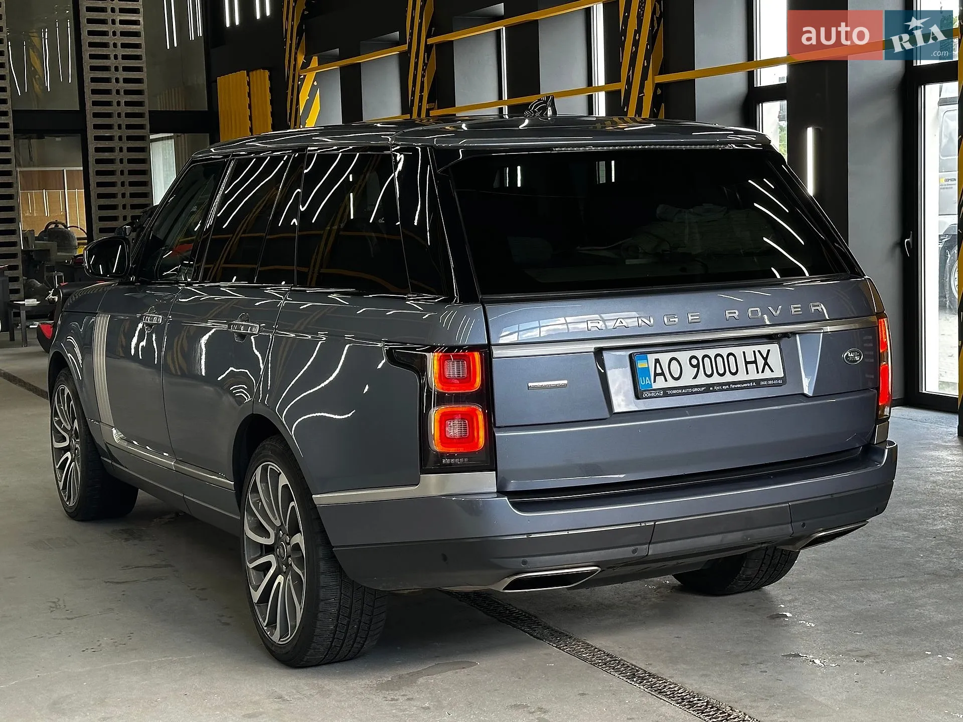 2018 Land Rover Range Rover - мініатюра 11