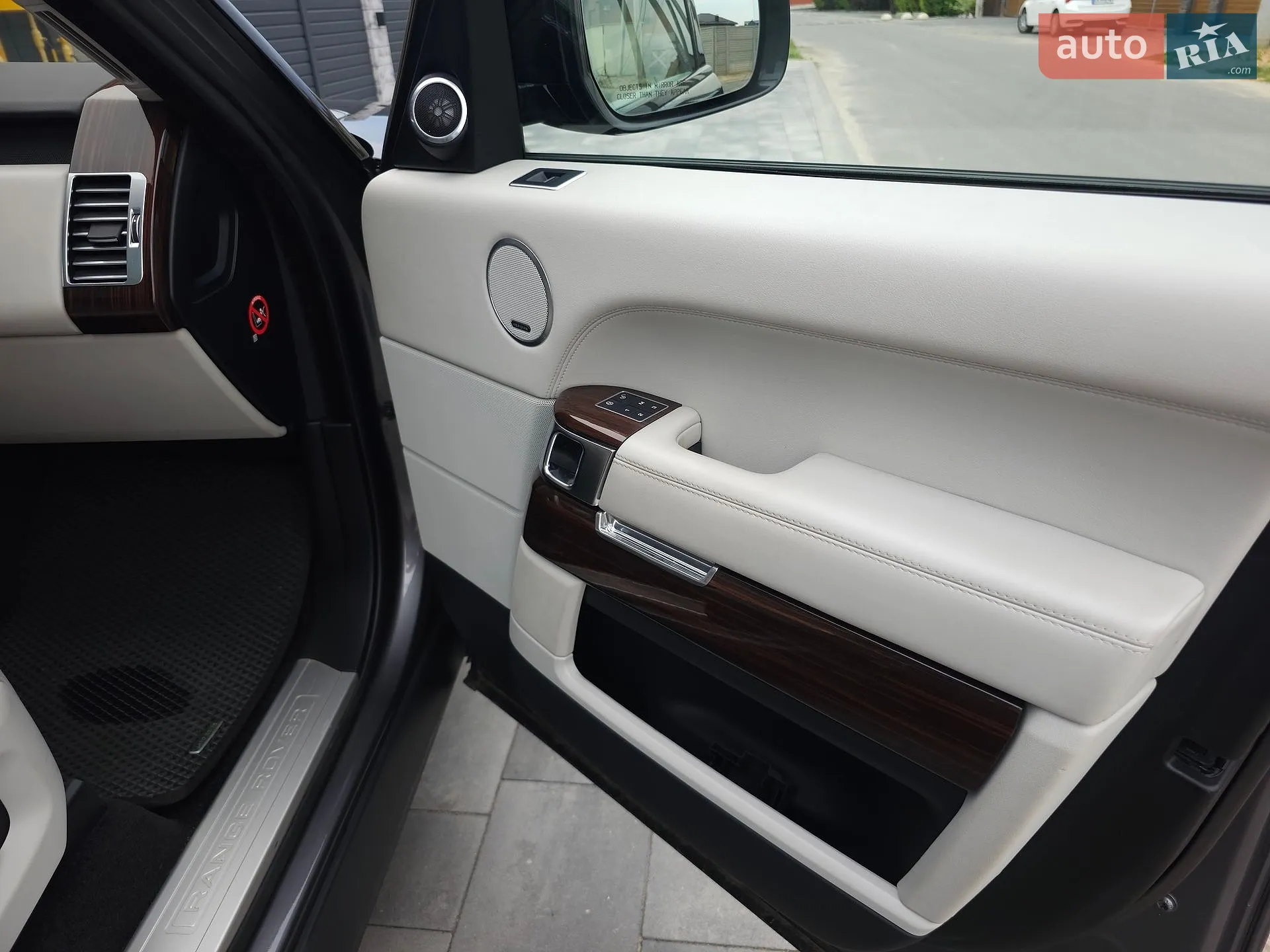 2015 Land Rover Range Rover - мініатюра 16