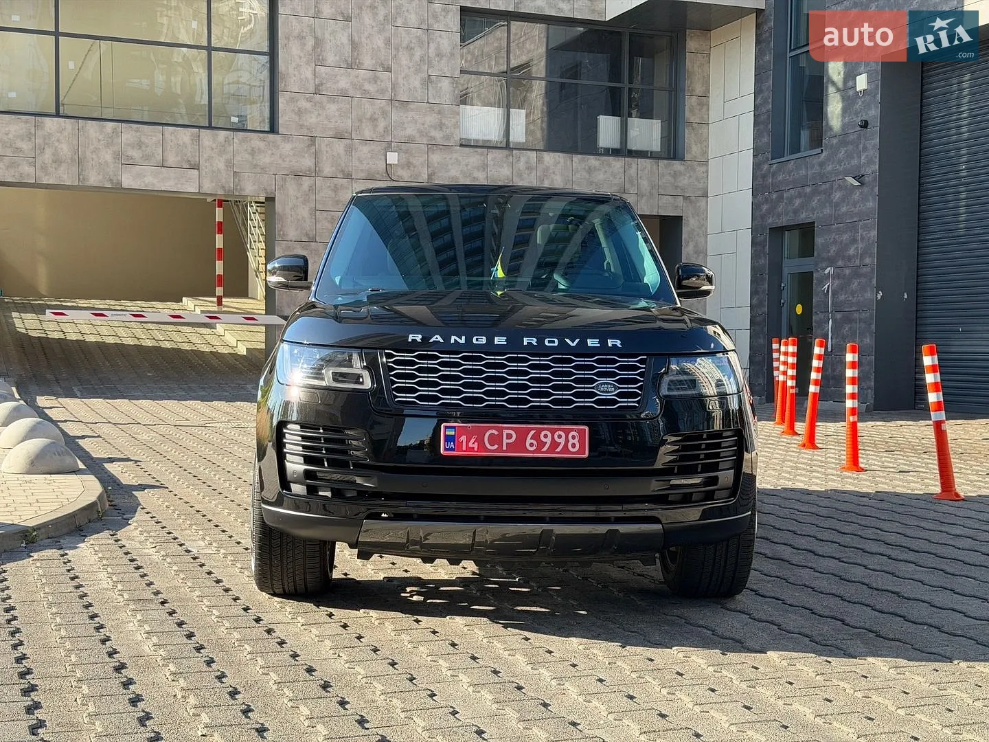 2019 Land Rover Range Rover - мініатюра 2