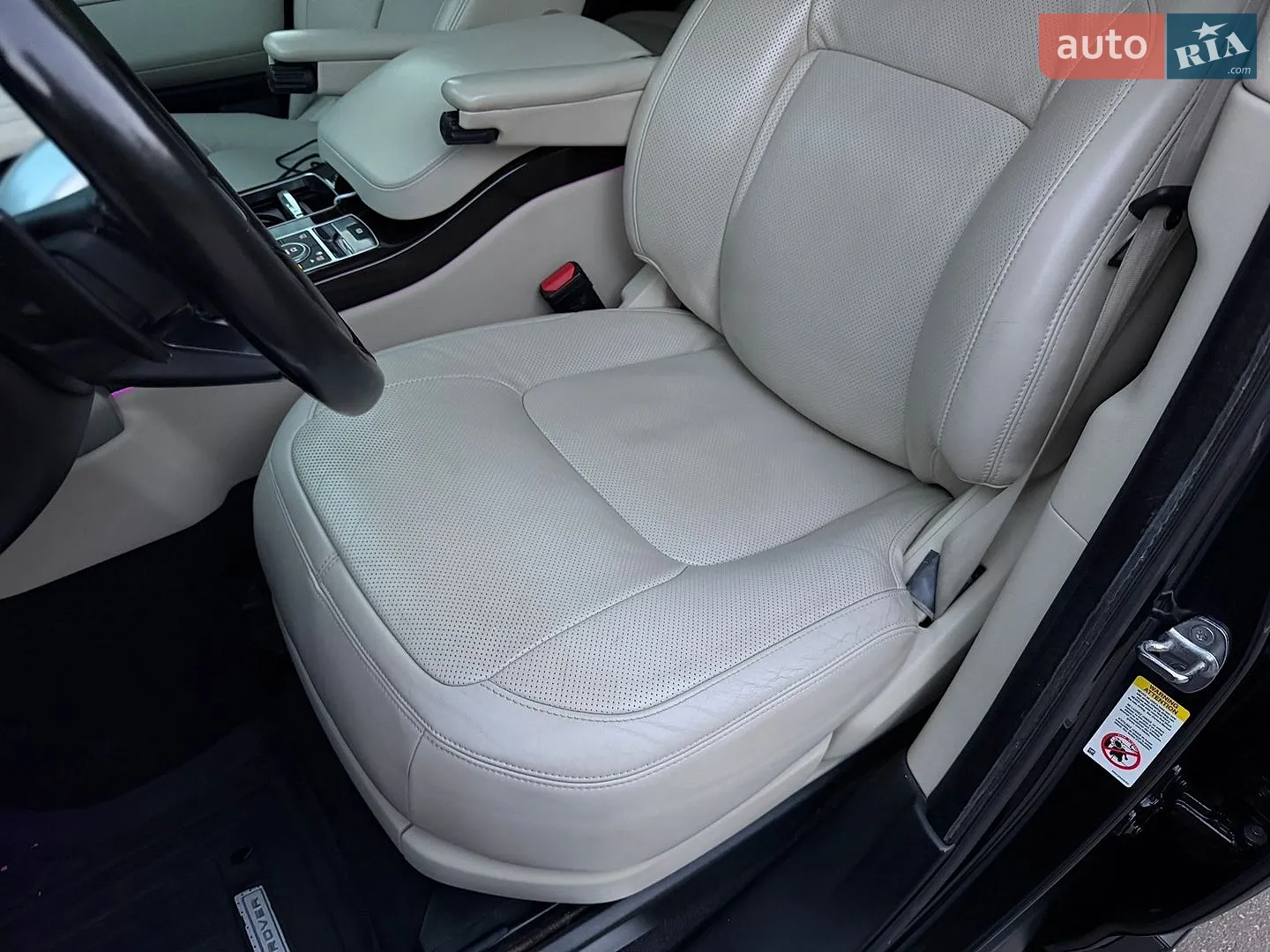 2019 Land Rover Range Rover - мініатюра 18
