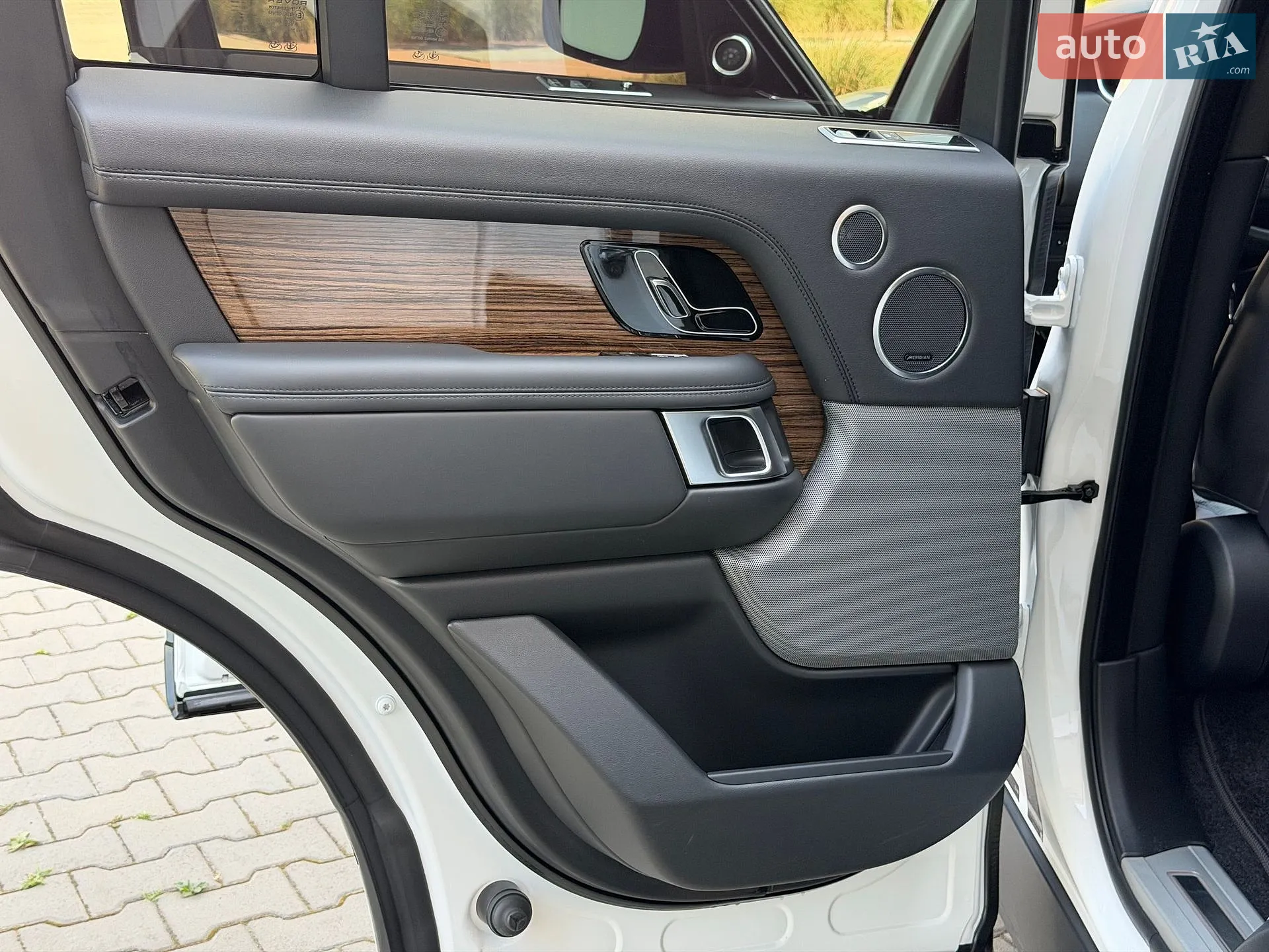 2017 Land Rover Range Rover - мініатюра 52