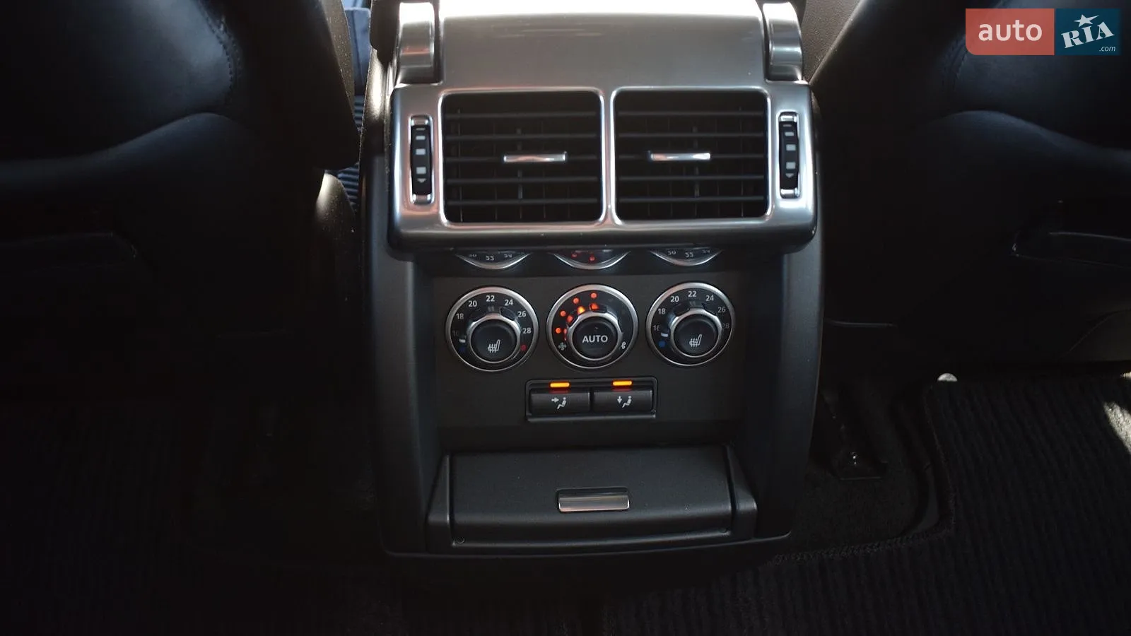 2012 Land Rover Range Rover - мініатюра 23