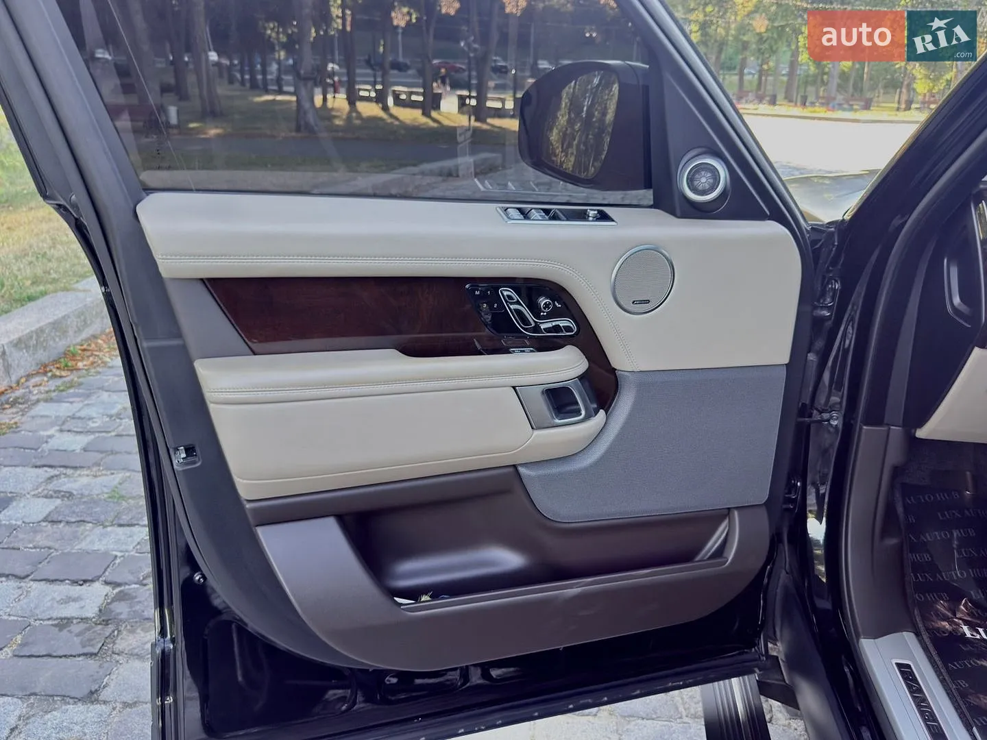 2021 Land Rover Range Rover - мініатюра 42
