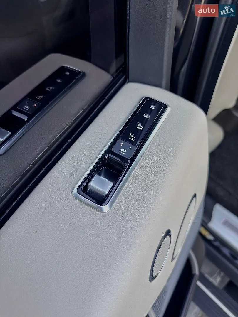 2021 Land Rover Range Rover - мініатюра 216