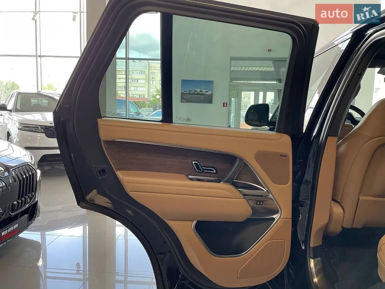 2023 Land Rover Range Rover - мініатюра 11