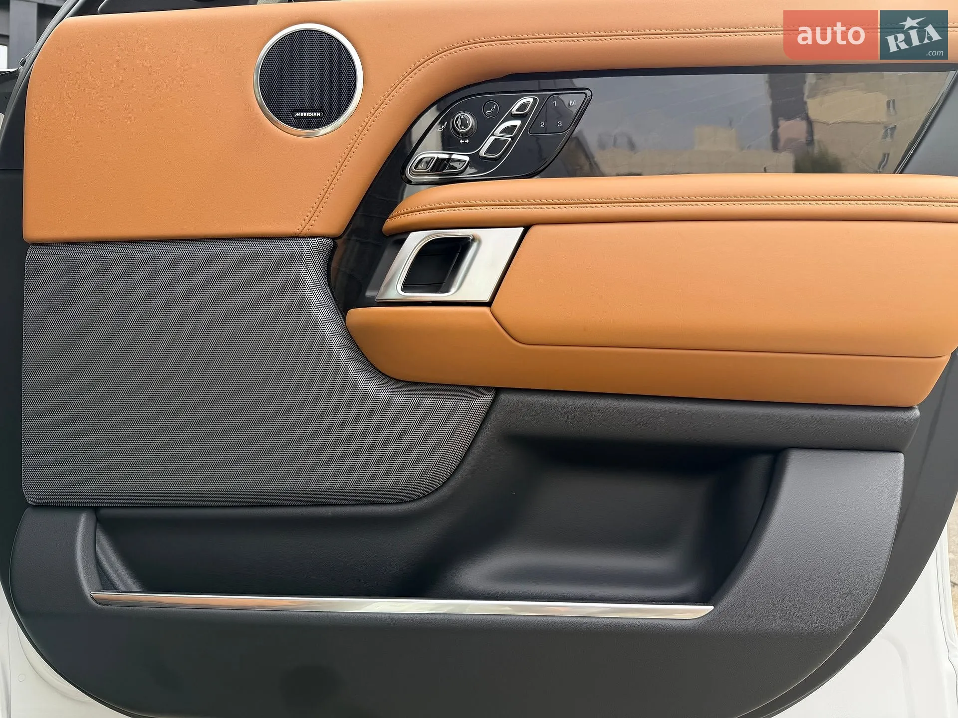 2018 Land Rover Range Rover - мініатюра 41