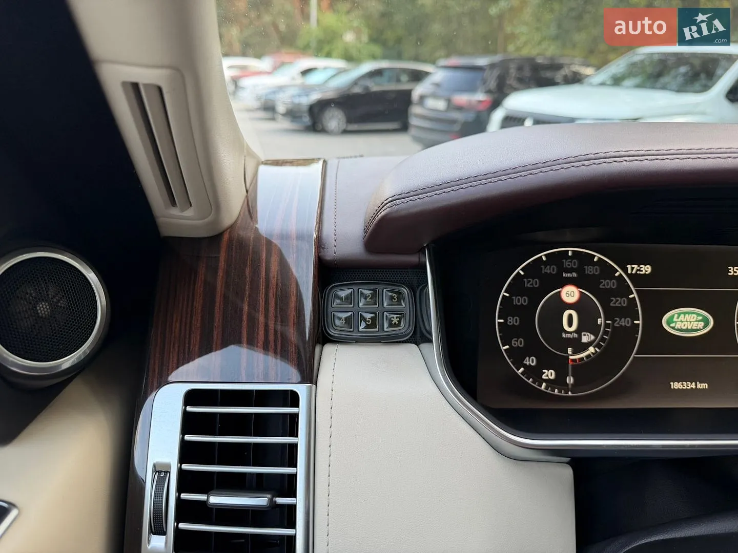 2017 Land Rover Range Rover - мініатюра 20
