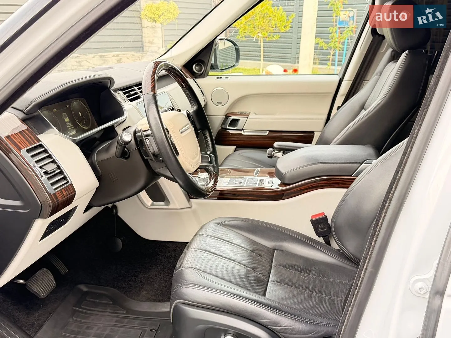2017 Land Rover Range Rover - мініатюра 20