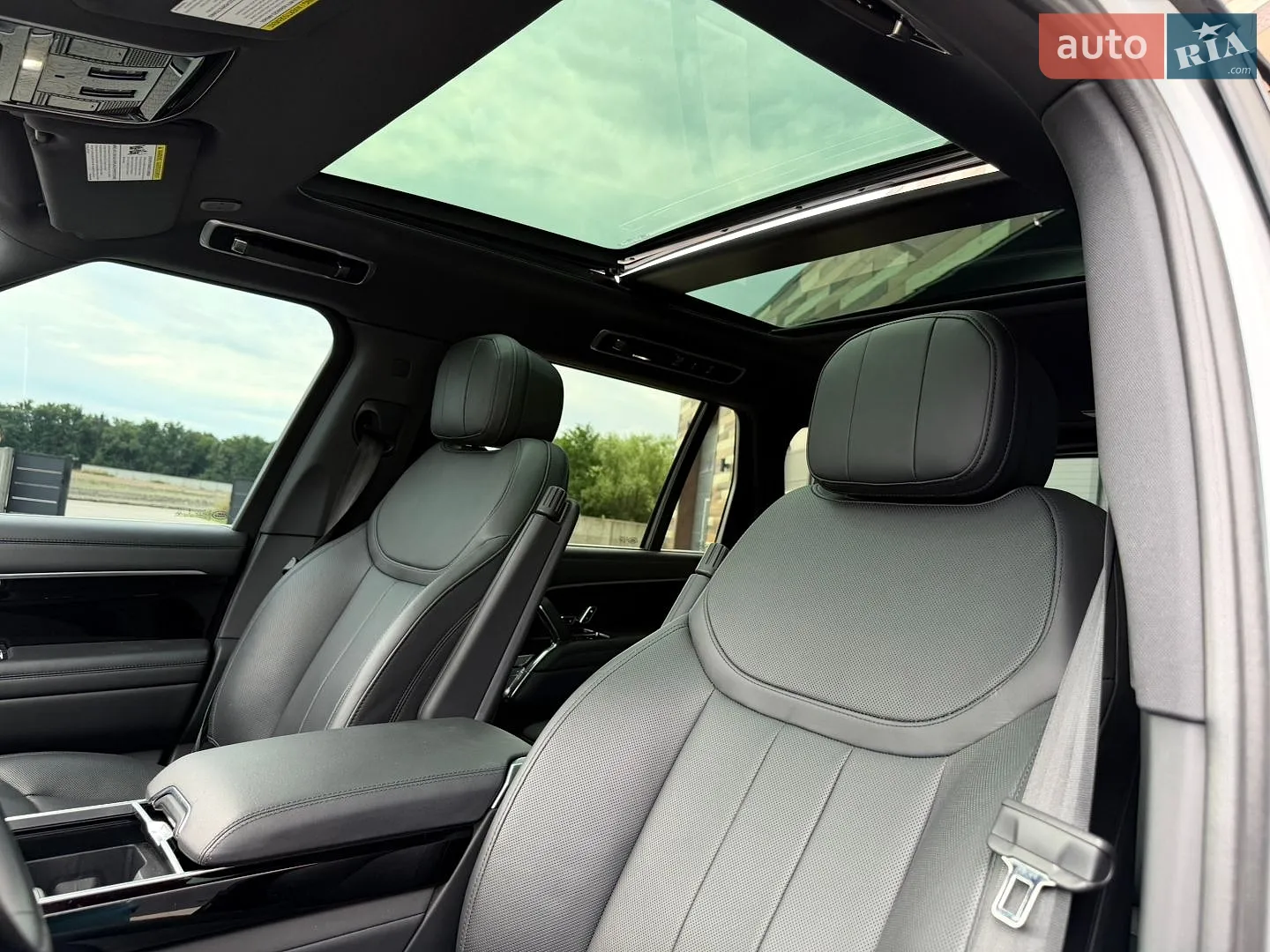 2023 Land Rover Range Rover - мініатюра 20