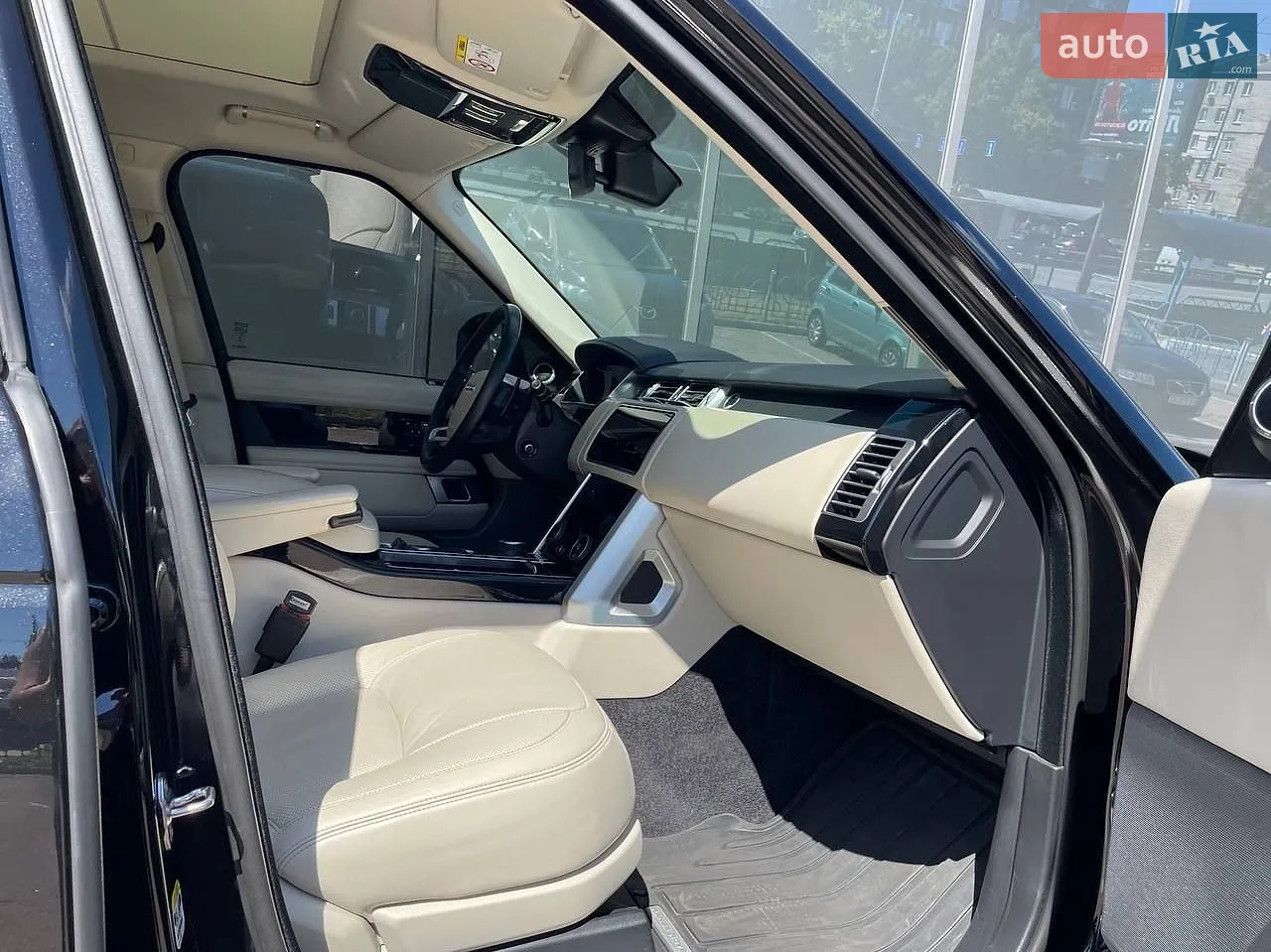 2020 Land Rover Range Rover - мініатюра 22