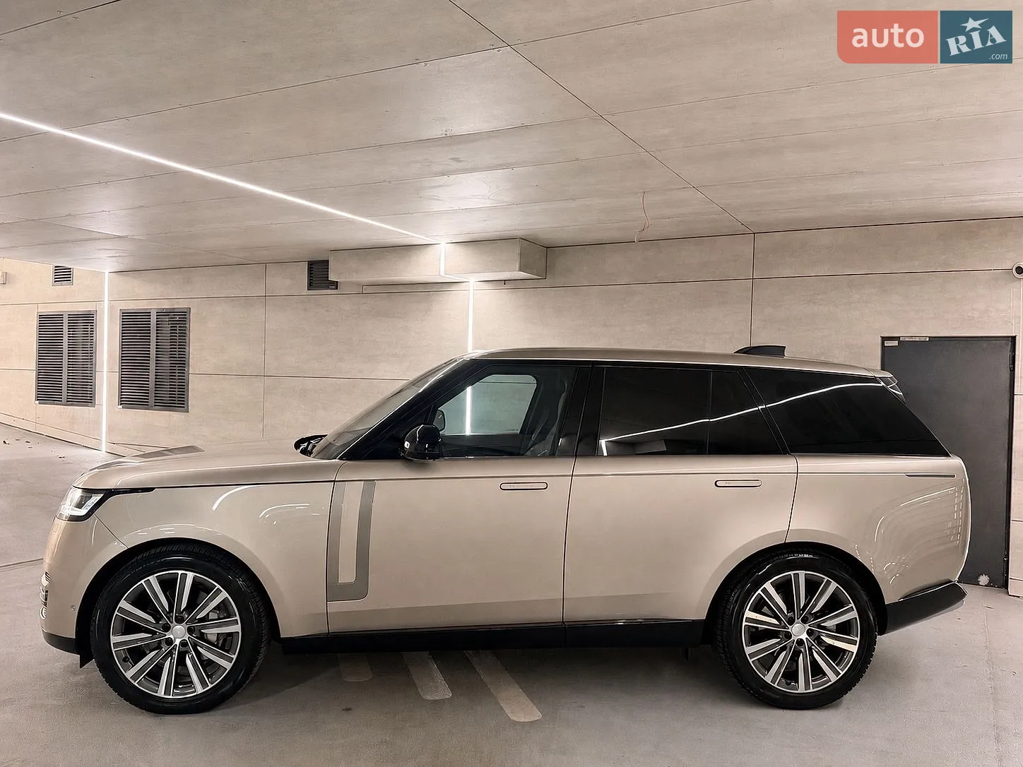 2023 Land Rover Range Rover - мініатюра 4