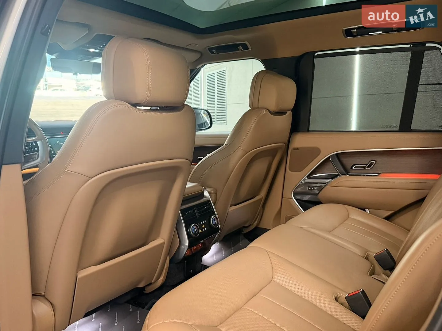 2023 Land Rover Range Rover - мініатюра 23