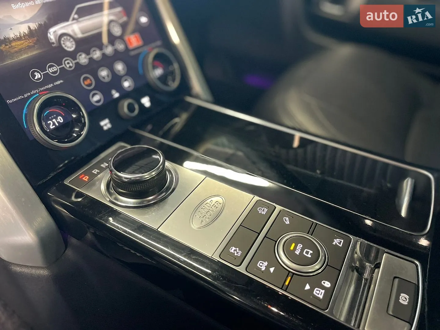 2019 Land Rover Range Rover - мініатюра 29