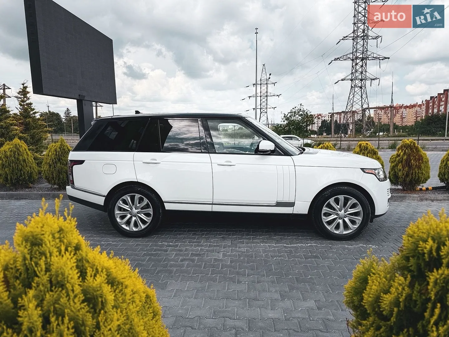 2016 Land Rover Range Rover - мініатюра 12