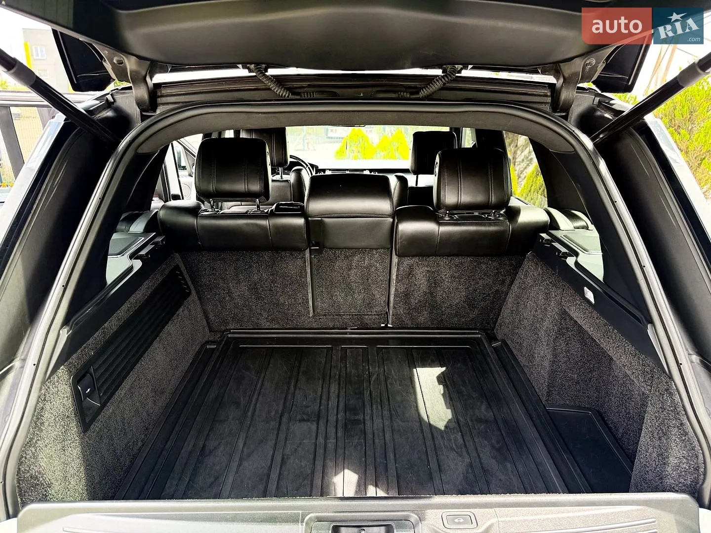 2016 Land Rover Range Rover - мініатюра 44