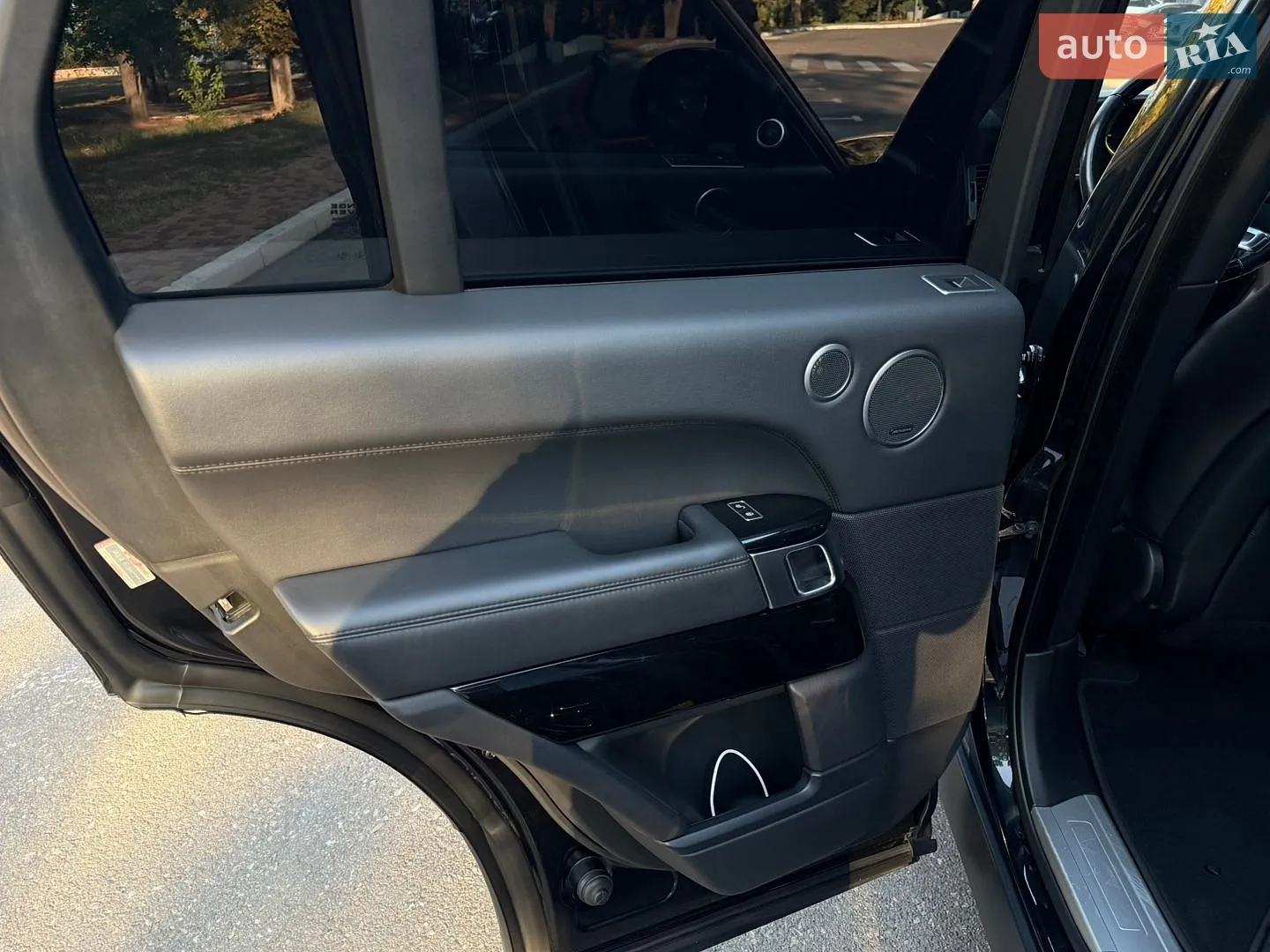 2014 Land Rover Range Rover - мініатюра 15