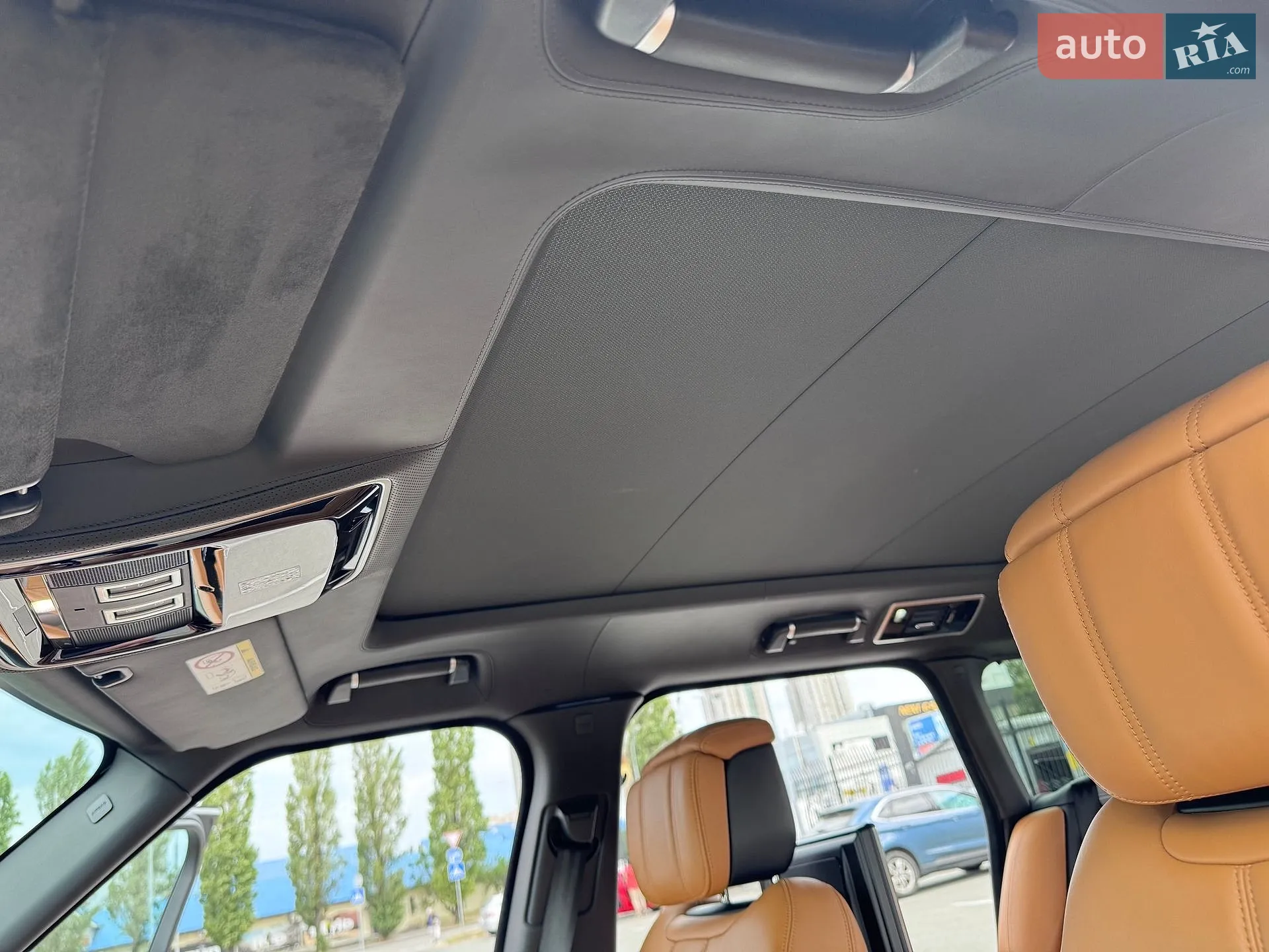 2018 Land Rover Range Rover - мініатюра 26