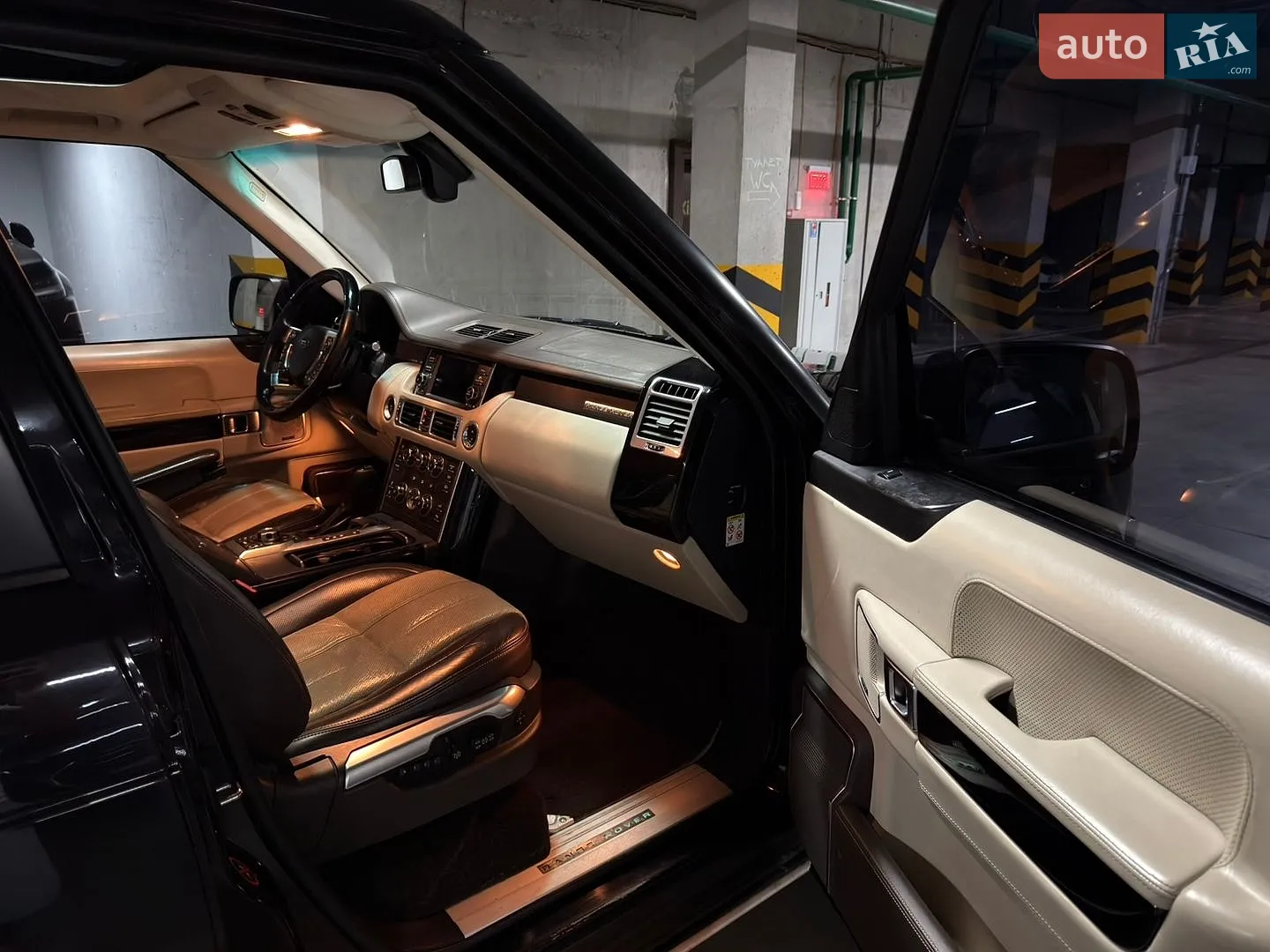 2011 Land Rover Range Rover - мініатюра 17