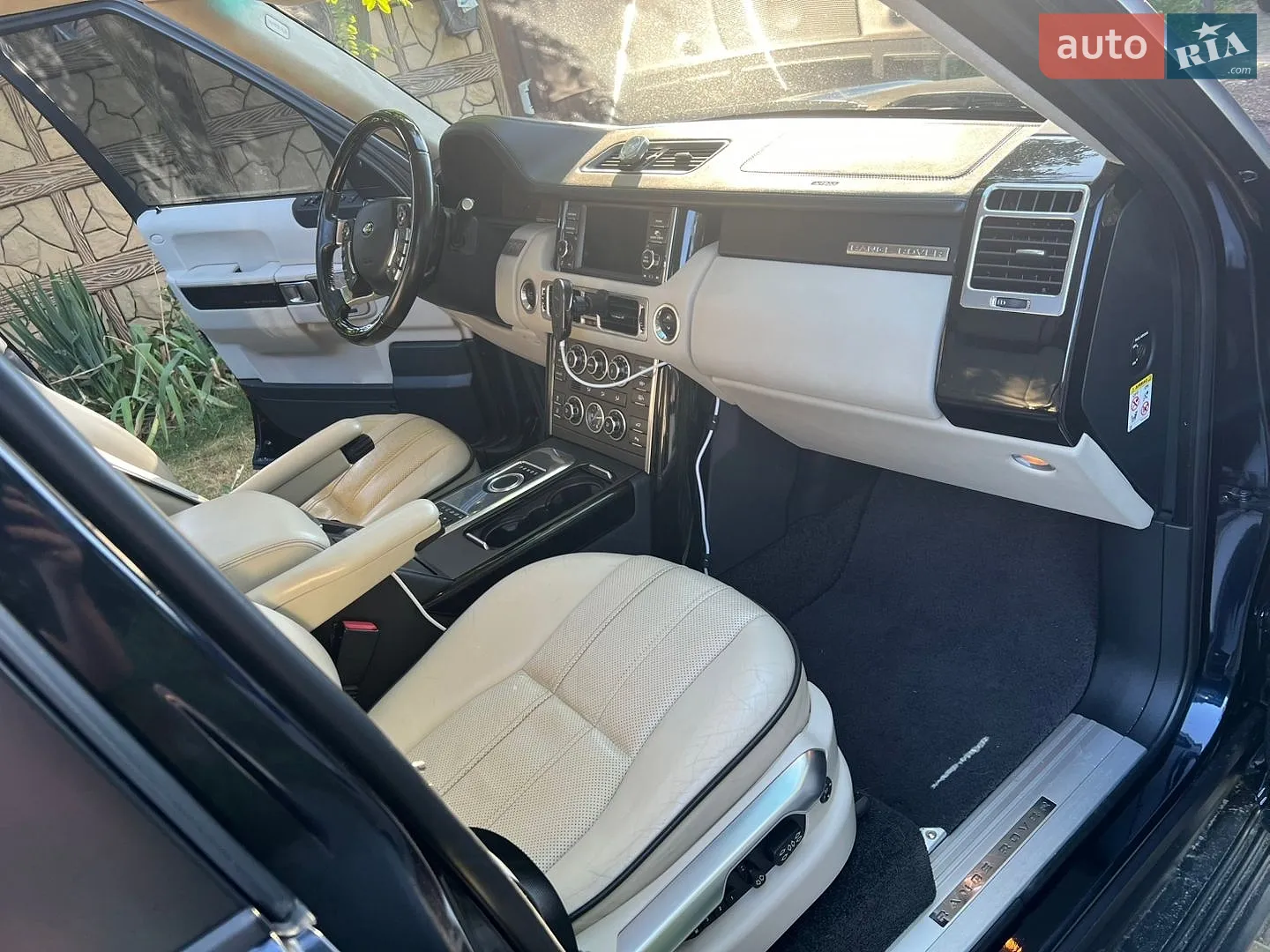 2012 Land Rover Range Rover - мініатюра 9
