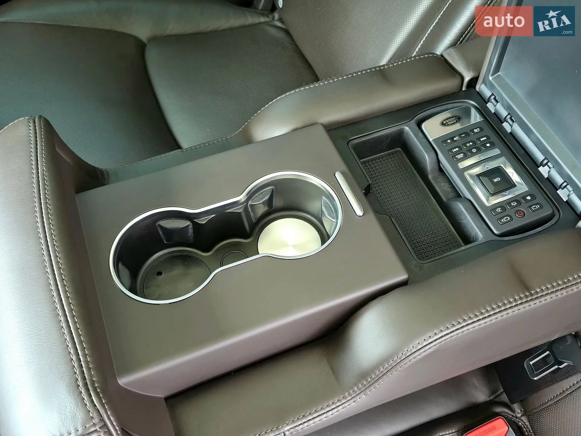 2018 Land Rover Range Rover - мініатюра 17