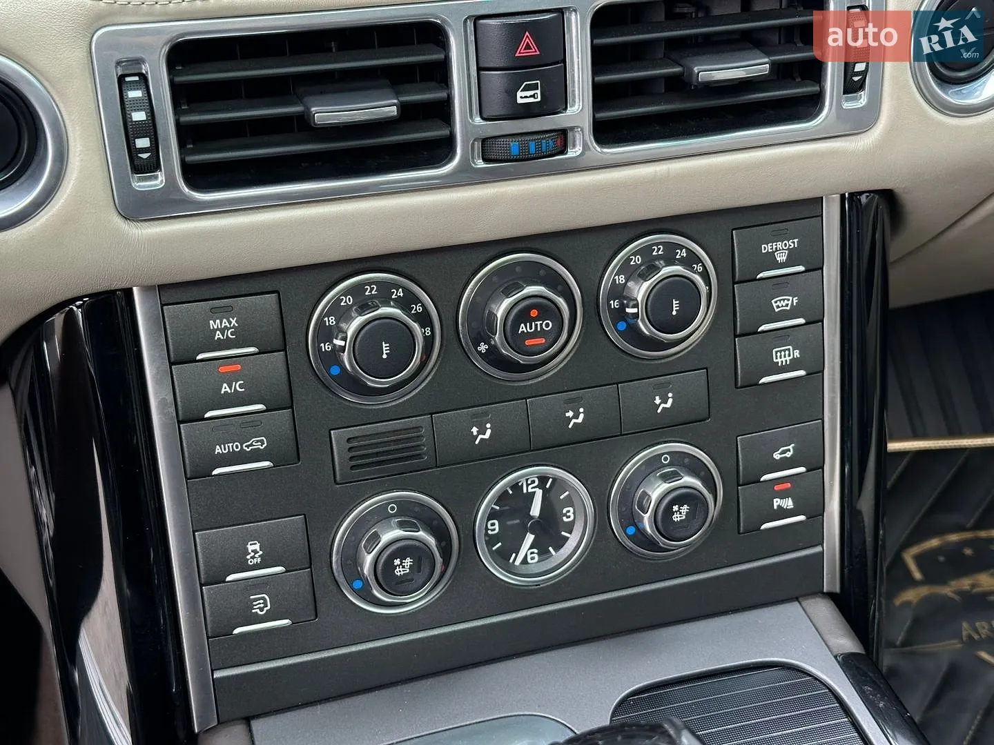 2011 Land Rover Range Rover - мініатюра 33