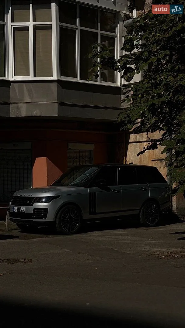 2018 Land Rover Range Rover - мініатюра 12