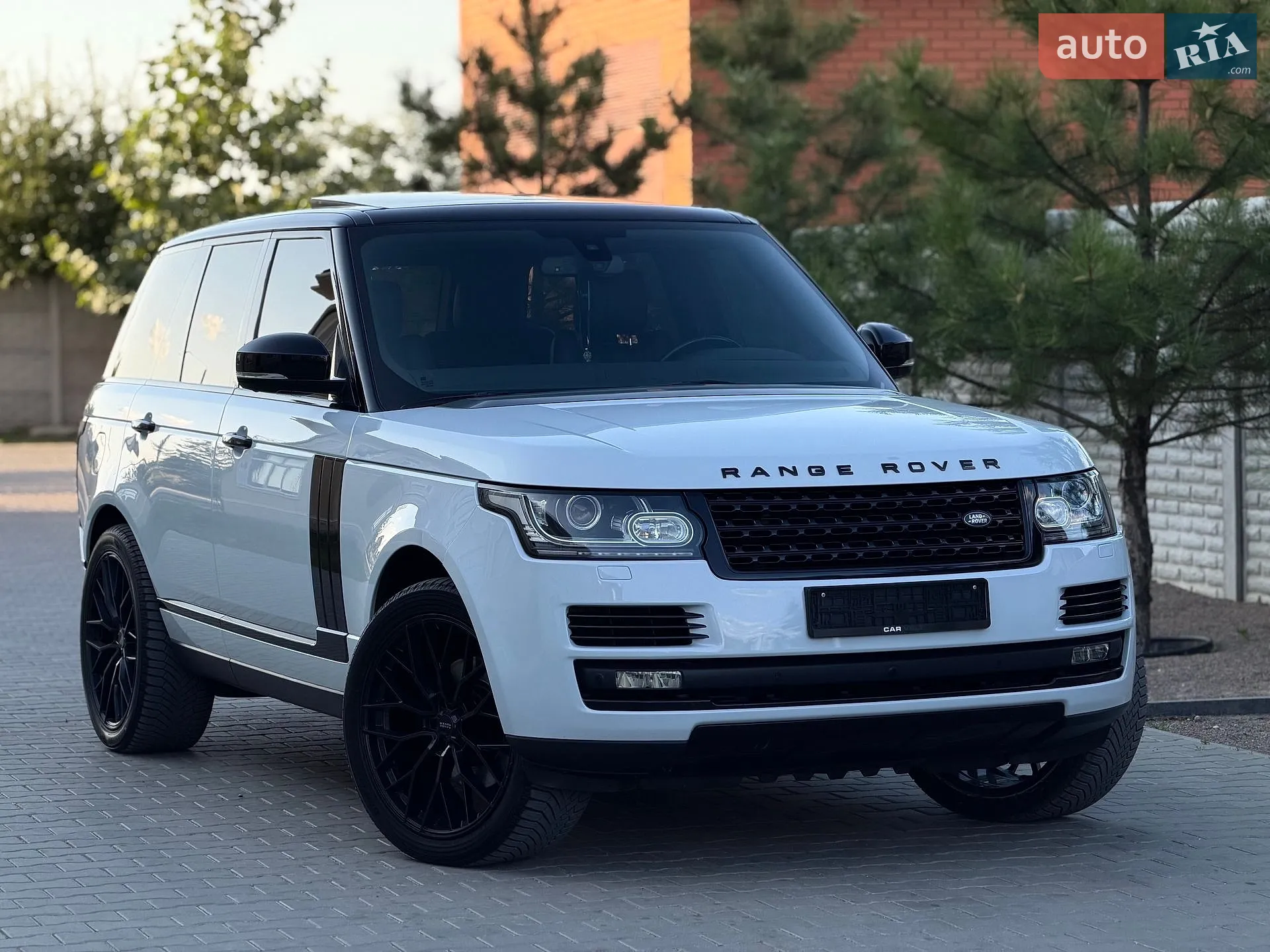2015 Land Rover Range Rover - мініатюра 3
