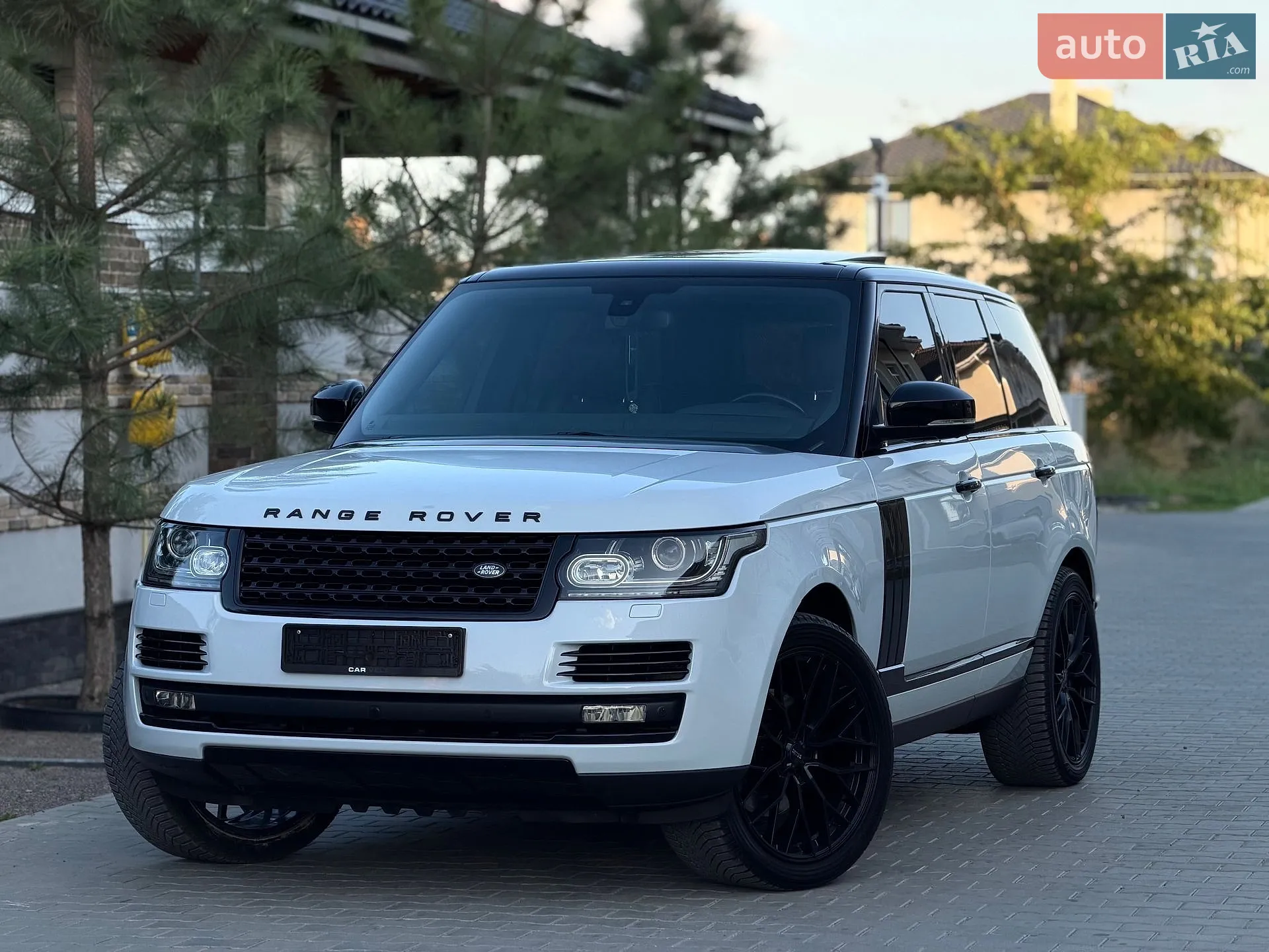 2015 Land Rover Range Rover - мініатюра 31