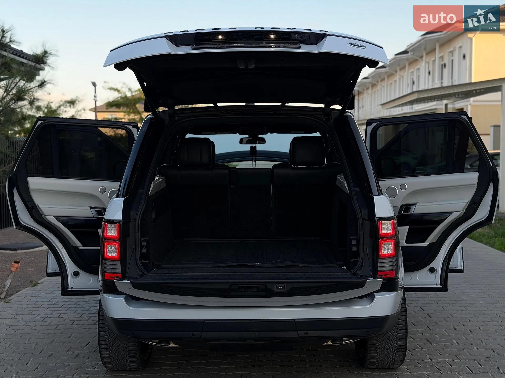 2015 Land Rover Range Rover - мініатюра 56