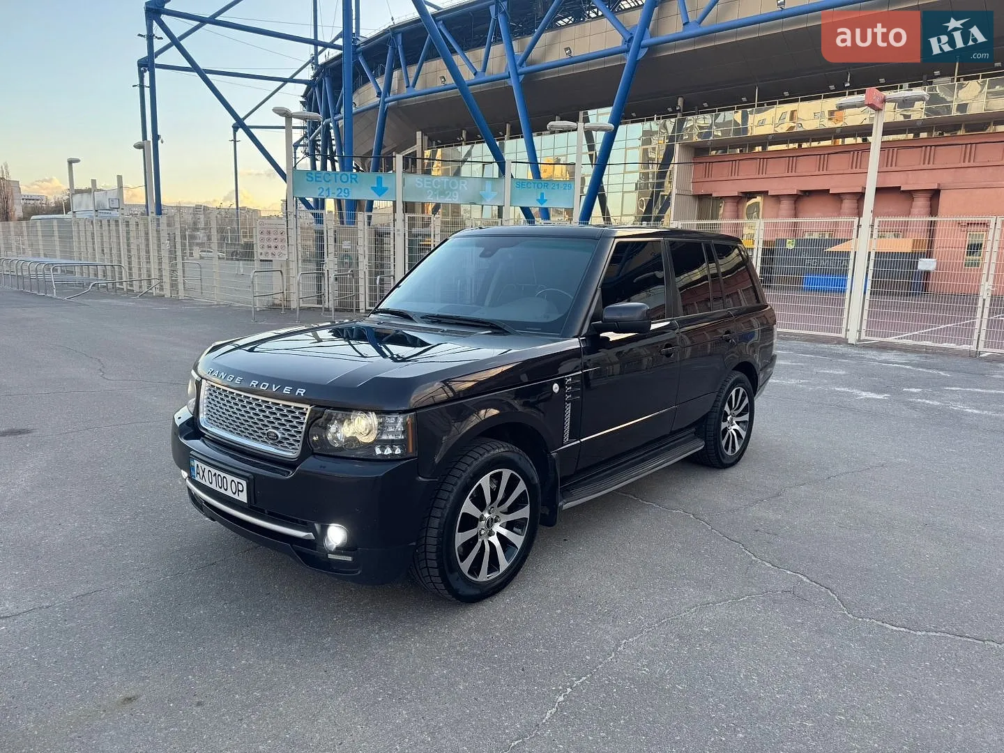 2011 Land Rover Range Rover - мініатюра 23