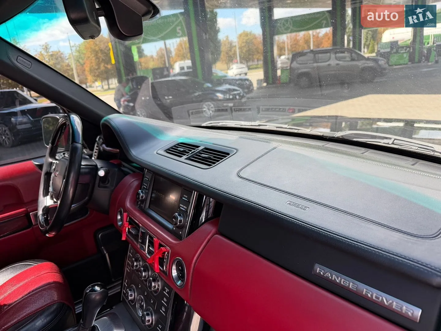 2010 Land Rover Range Rover - мініатюра 24