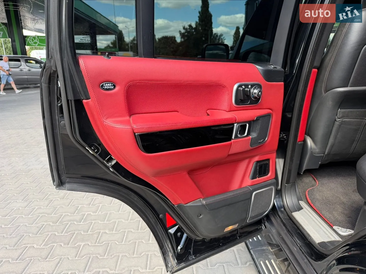 2010 Land Rover Range Rover - мініатюра 26