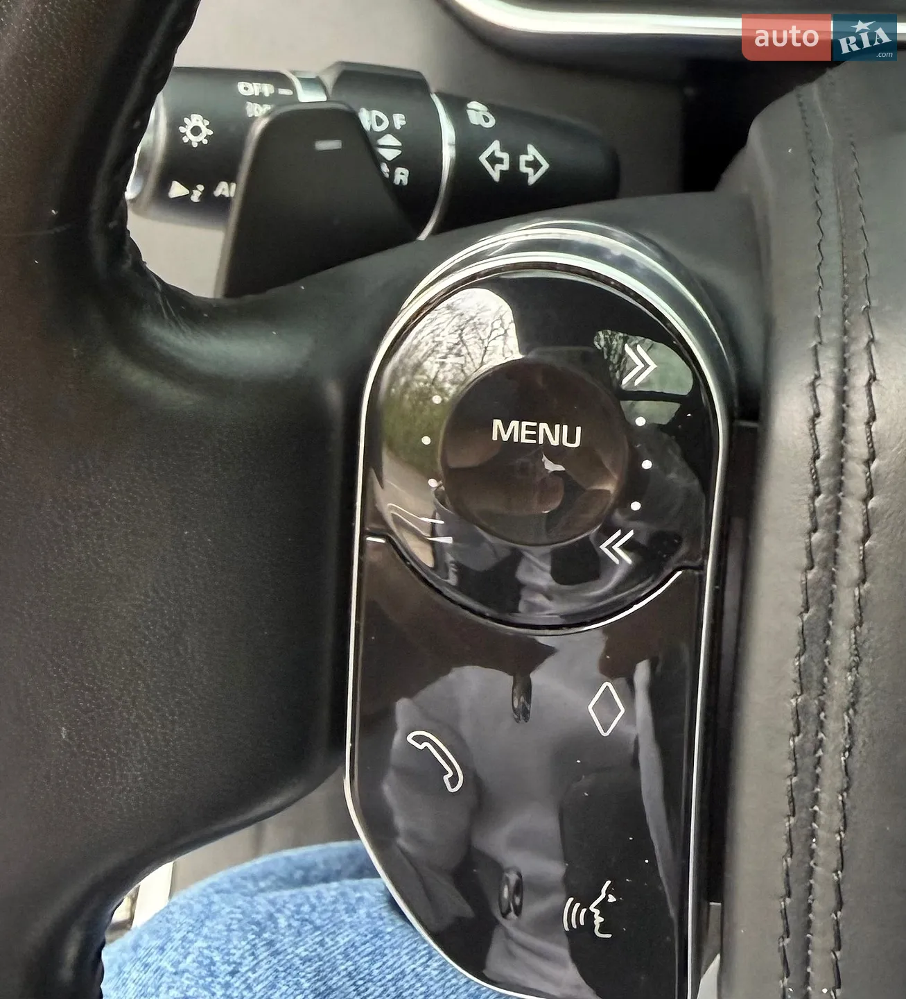 2019 Land Rover Range Rover - мініатюра 25