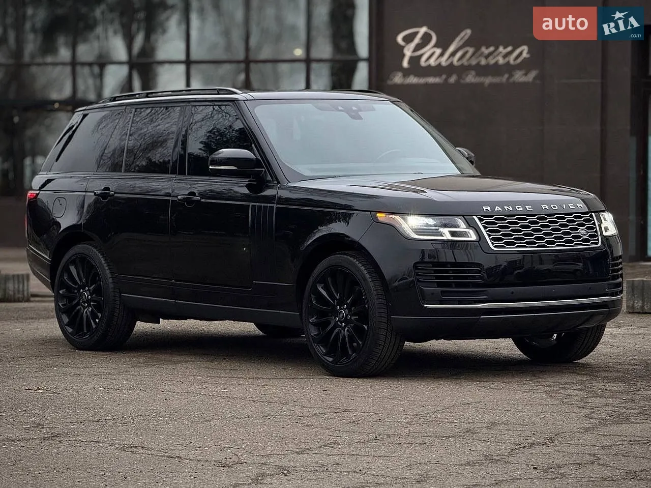 2019 Land Rover Range Rover - мініатюра 2