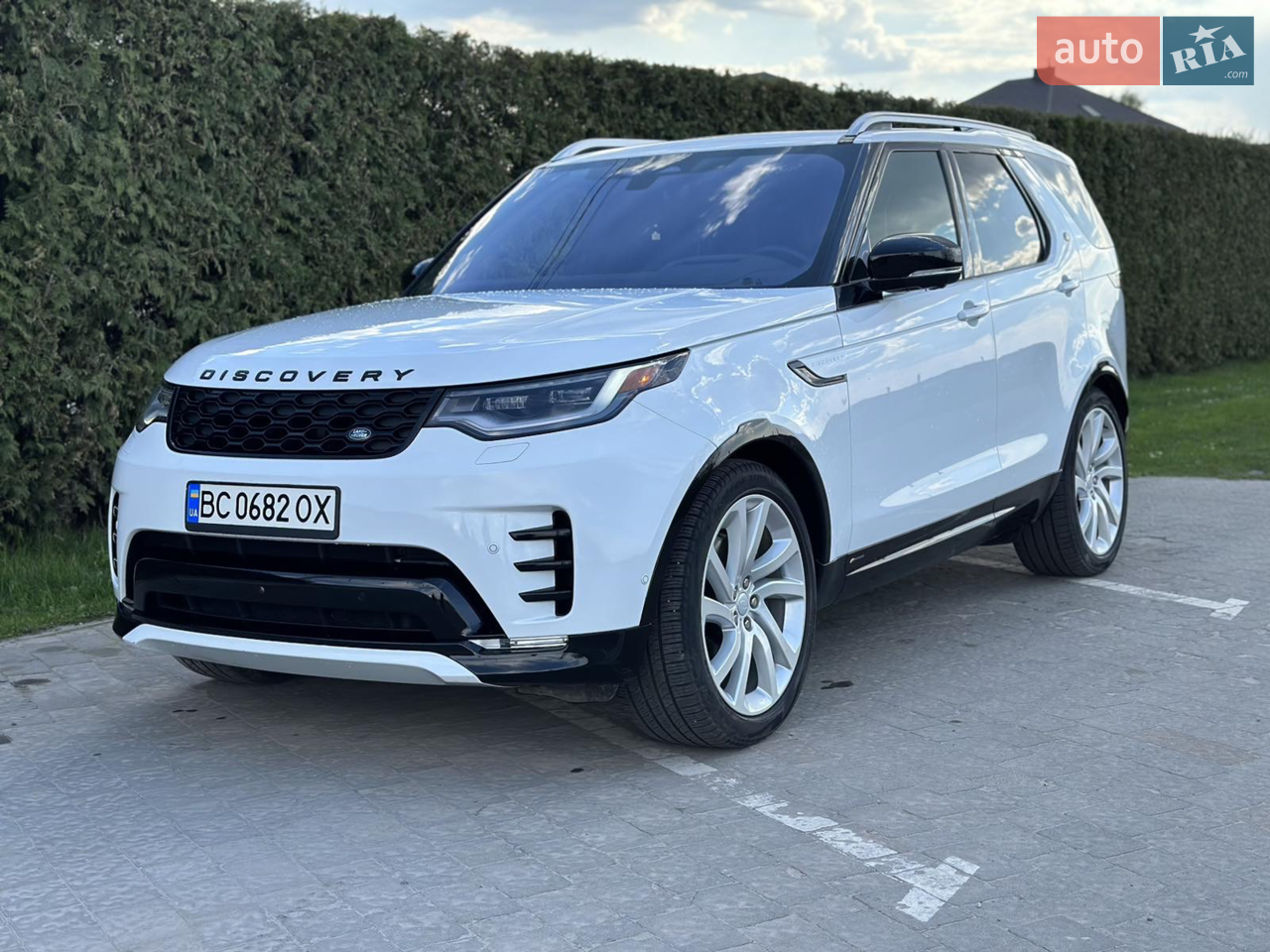 2021 Land Rover Discovery - мініатюра 24