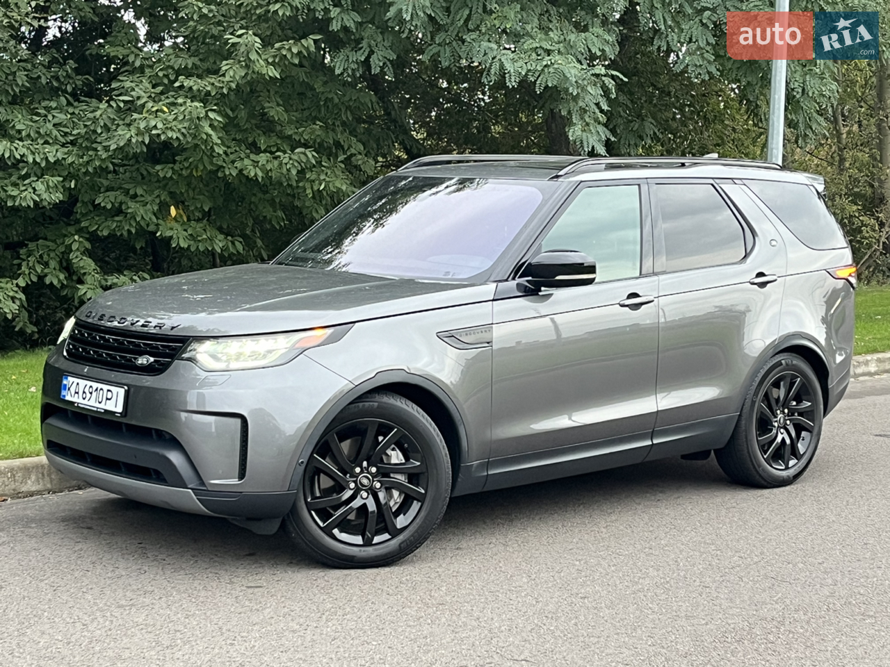 2019 Land Rover Discovery - мініатюра 23