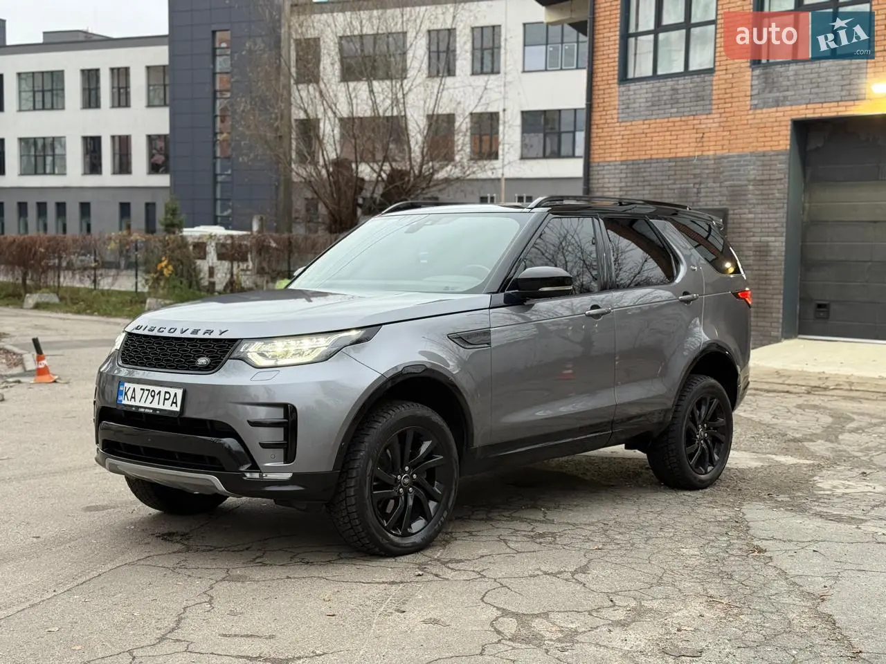 2020 Land Rover Discovery - мініатюра 22