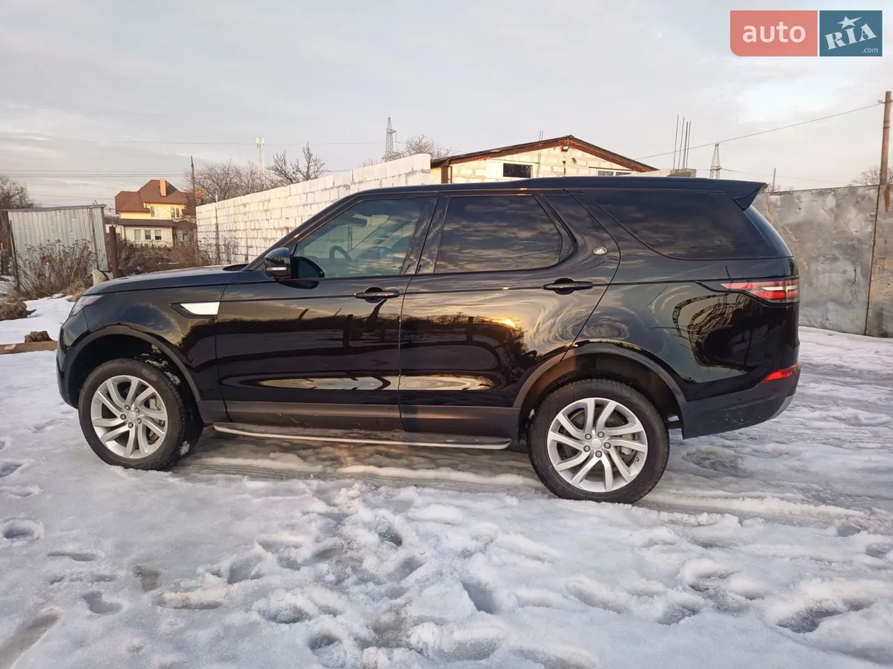 2018 Land Rover Discovery - мініатюра 39