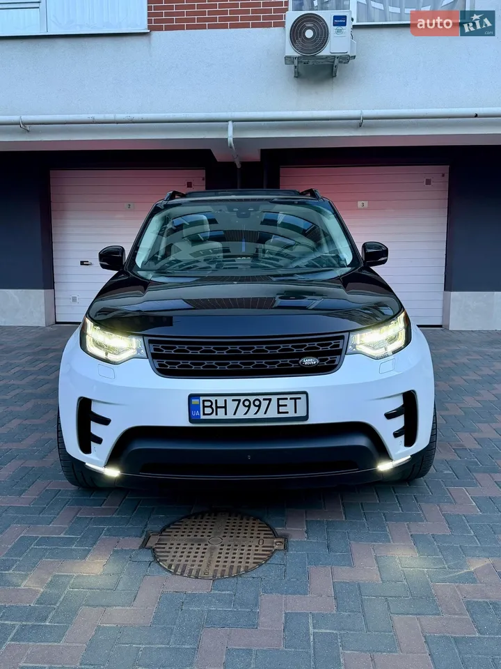 2018 Land Rover Discovery - мініатюра 22