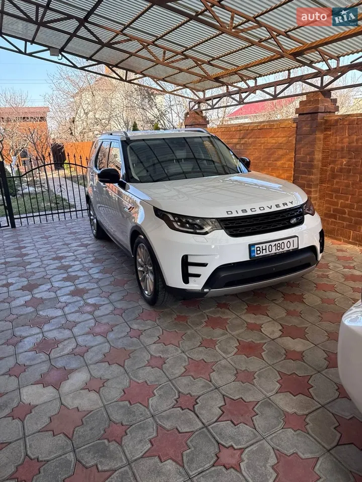 2017 Land Rover Discovery - мініатюра 38