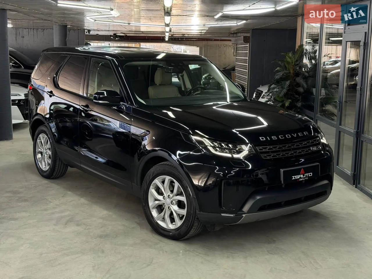 2019 Land Rover Discovery - мініатюра 41