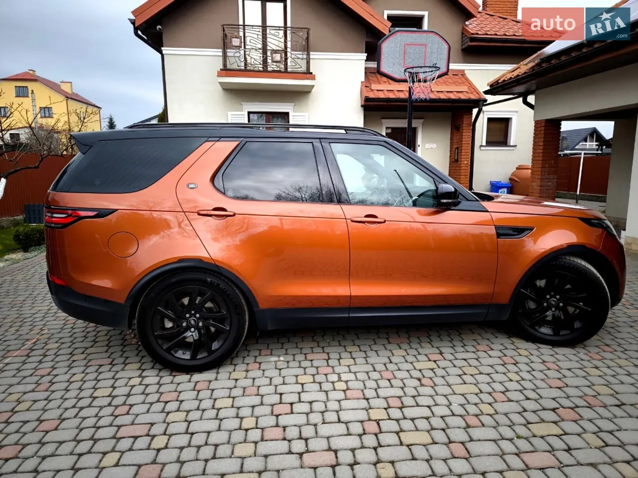 2020 Land Rover Discovery - мініатюра 26