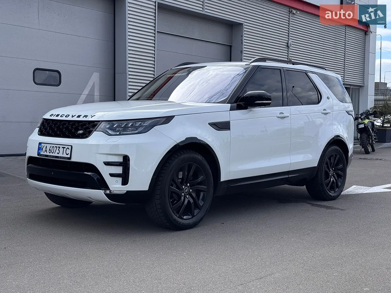 2017 Land Rover Discovery - мініатюра 51