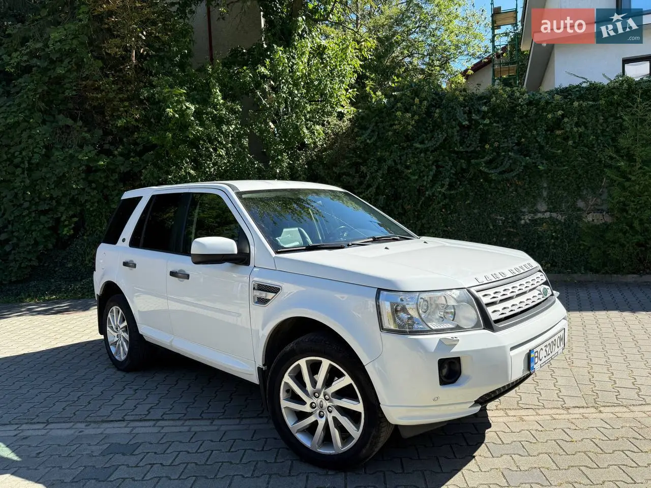 2012 Land Rover Freelander - мініатюра 26