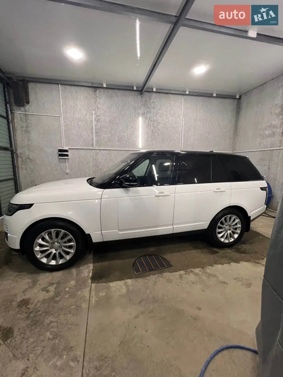 2018 Land Rover Range Rover - мініатюра 13