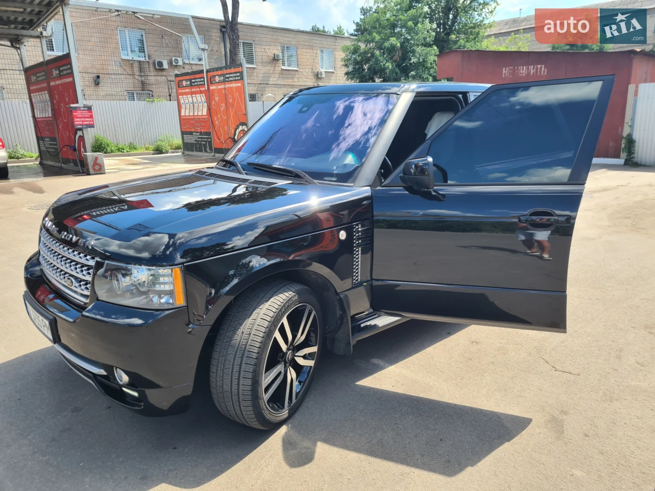 2010 Land Rover Range Rover - мініатюра 20