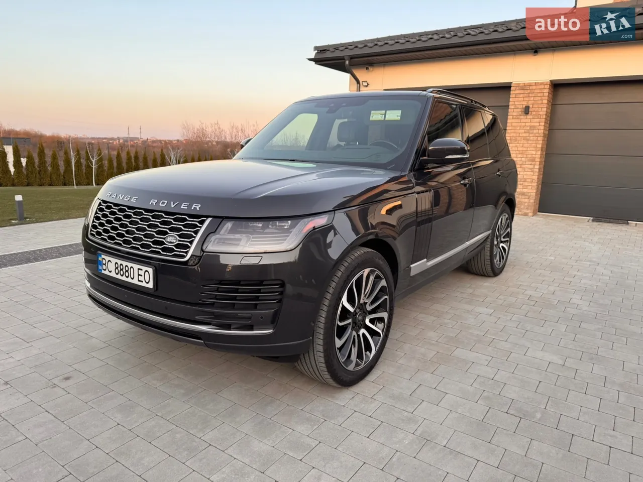 2020 Land Rover Range Rover - мініатюра 25
