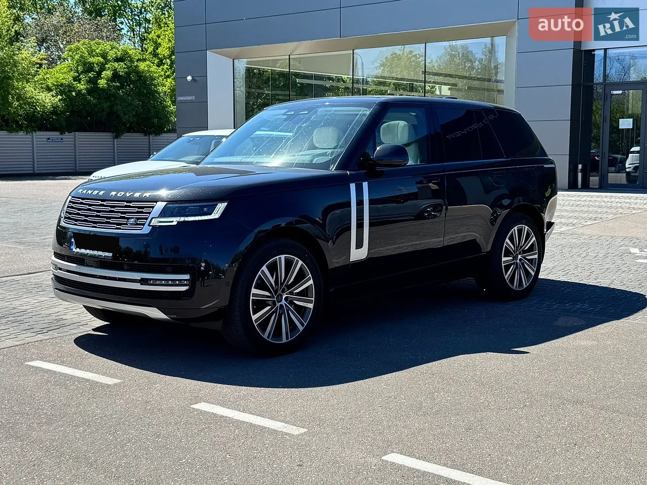 2026 Land Rover Range Rover - мініатюра 33