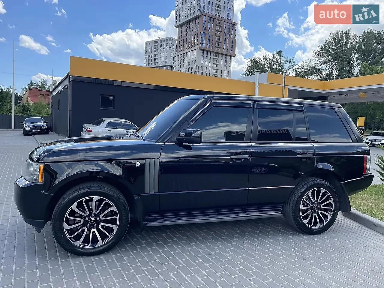 2010 Land Rover Range Rover - мініатюра 44